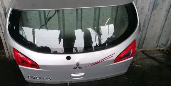 Mitsubishi Colt Truck tailgate KLAPABAGANIKALOTKA