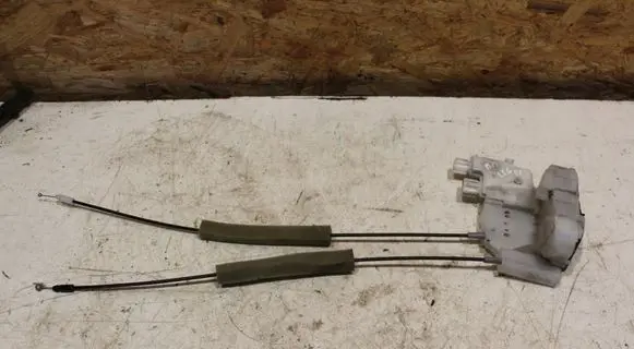 Subaru Legacy Front door lock LEGACYIV