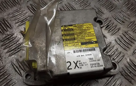 Toyota Avensis T250 Airbag control unit/module 215955102 8917005220
