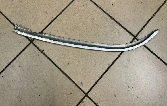 BMW 5 E39 Under headlight/headlamp trim 51138159305 229449