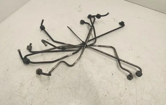 Audi A8 S8 D2 4D Fuel injector supply line/pipe