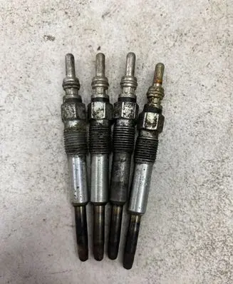 Volvo S40, V40 Glow plug 0250212009