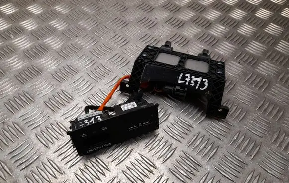 Skoda Superb B8 (3V) USB socket connector 3V0907153