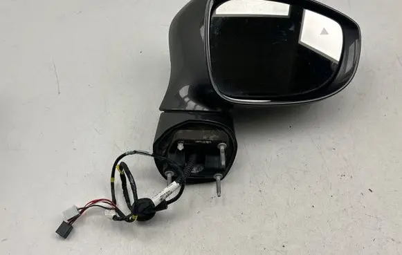 Chrysler Pacifica Front door electric wing mirror A047273 E11048398