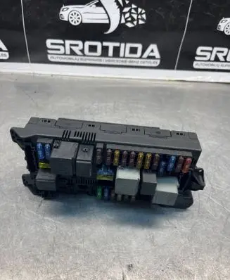 Mercedes-Benz E W211 SAM control unit 2115453901