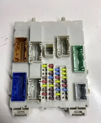Ford Focus BSM Control unit GV6T14A073EJ 599F16F10 050057477