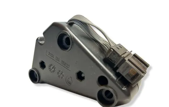 Volkswagen Golf Plus Sound amplifier 1K0035463D