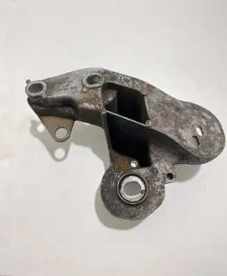 Audi A6 S6 C6 4F Engine mounting bracket 4F0199351S
