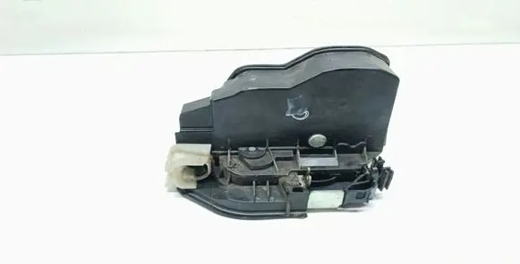 BMW 3 F30 F35 F31 Front door lock 7202150