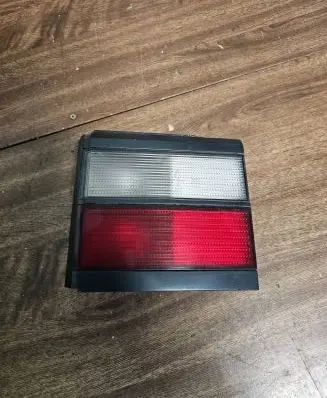 Volkswagen PASSAT B3 Tailgate rear/tail lights 333945108