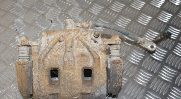 Subaru Outback (BS) Front brake caliper
