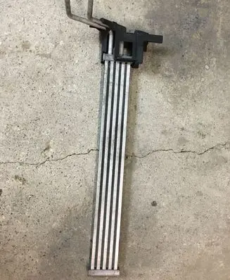 BMW 7 F01 F02 F03 F04 Power steering radiator 17217576825 7576825 P8427006