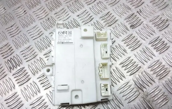 Mazda 6 Door control unit/module GES467560A