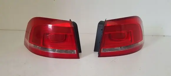 Volkswagen PASSAT B7 Rear/tail lights