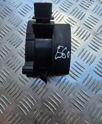 BMW 5 E60 E61 Mass air flow meter 30043