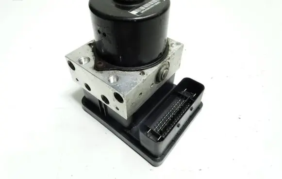 Ford Kuga I ABS Pump 8V412C405AE 10020603724 A426G