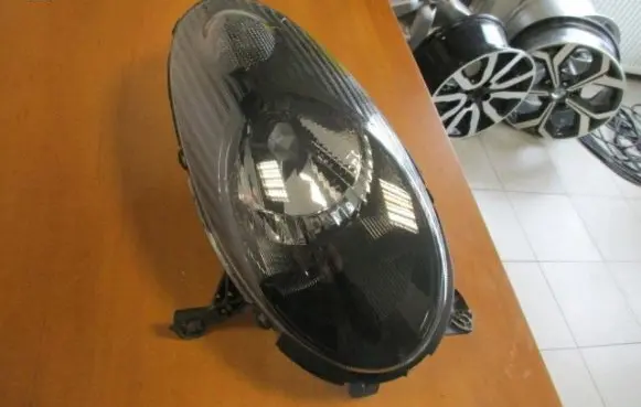 Nissan Micra Headlight/headlamp 26010AX705