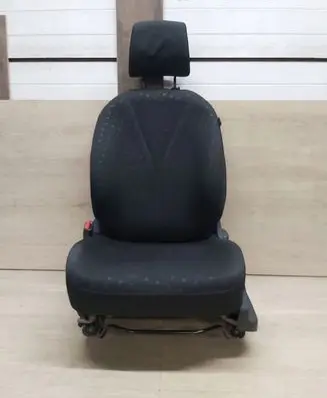 Toyota Yaris Seat set YARISIIFOTELLP