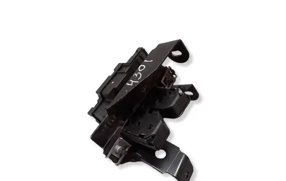 Peugeot 407 Tailgate window lock/catch/latch 9648254780