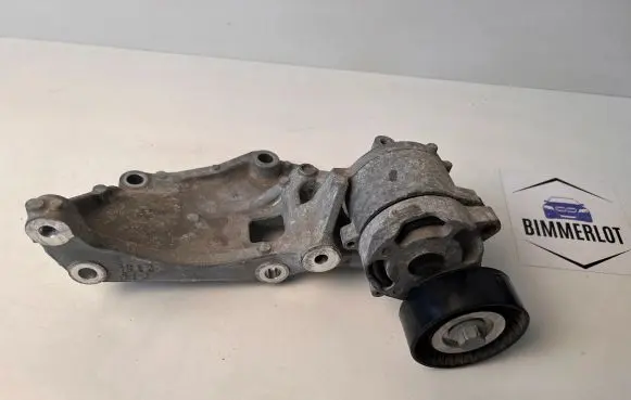Subaru Forester SJ Generator/alternator belt tensioner