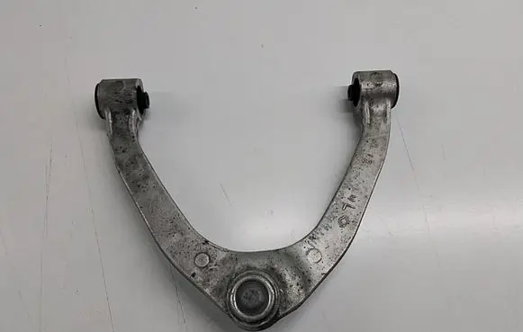 Infiniti G37 Front lower control arm/wishbone 545251MA0A