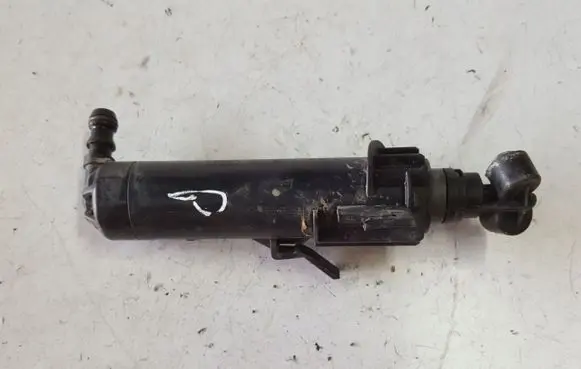 Audi A5 8T 8F Headlight washer spray nozzle 8T0955102B