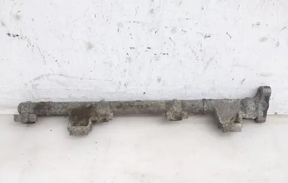 Toyota Camry Fuel main line pipe