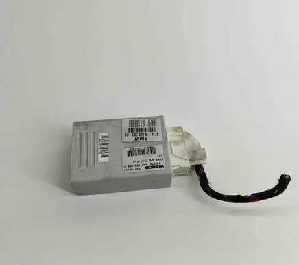 BMW X5 F15 Air suspension control unit module (rear) 4461500800 6860387