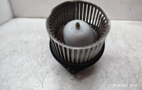 Suzuki Grand Vitara II Heater fan/blower
