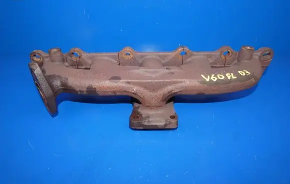 Volvo V60 Exhaust manifold 30757870