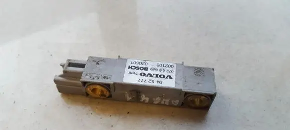 Volvo S80 Airbag deployment crash/impact sensor 9452777 002106020501