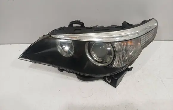 BMW 5 E60 E61 Headlight/headlamp 15872300