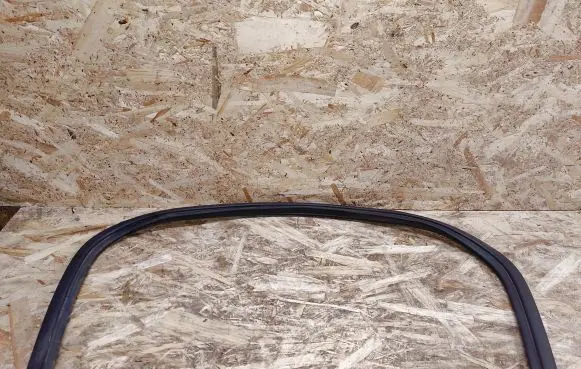 Porsche Panamera (970) Engine compartment rubber 
