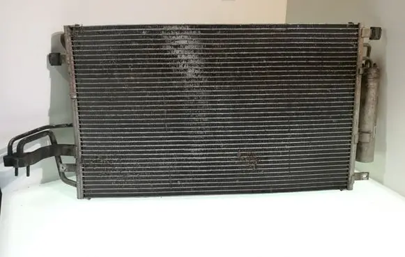 Hyundai Tucson LM A/C cooling radiator (condenser) D301730630