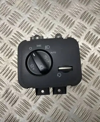 Land Rover Discovery 3 - LR3 Light switch YUD501480