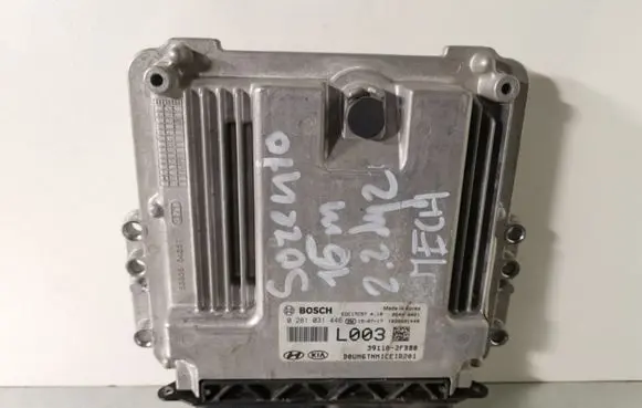 KIA Sorento Engine control unit/module 0281031446