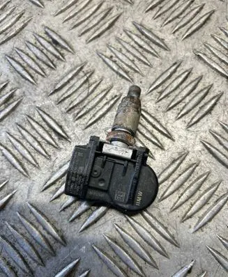 BMW X1 E84 Tire pressure sensor 6855539
