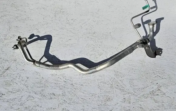 Renault Kadjar Air conditioning (A/C) pipe/hose 924805989R