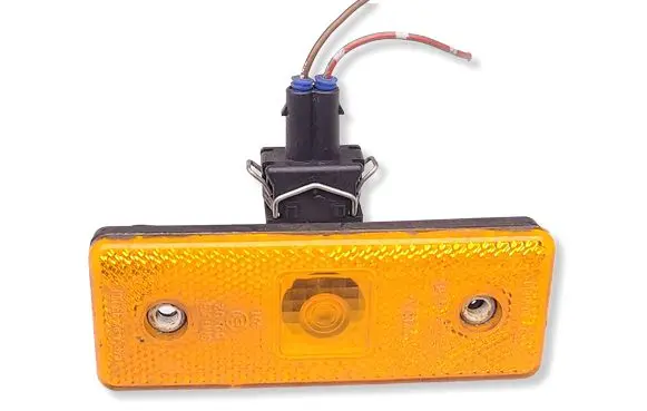 Mercedes-Benz Sprinter W901 W902 W903 W904 Rear corner (parking) light 0028209156