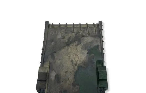 Volkswagen Tiguan Fuse box cover 1K0937132F