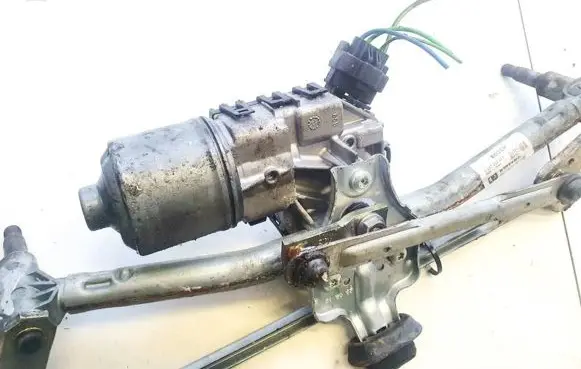 Peugeot Partner Wiper motor 0390241621