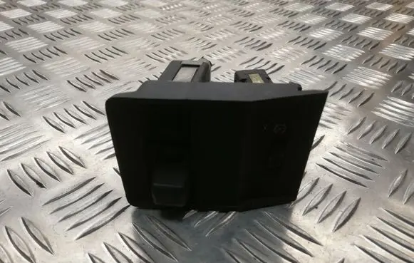 BMW 5 E34 Light switch 1384005