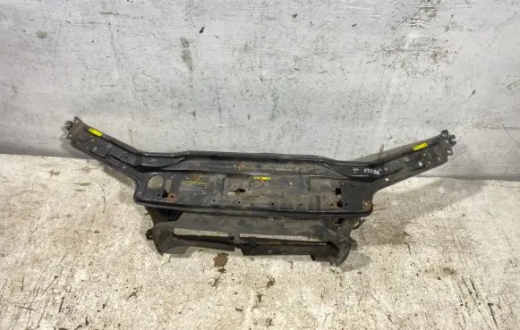 Volvo V70 Top upper radiator support slam panel 30760378