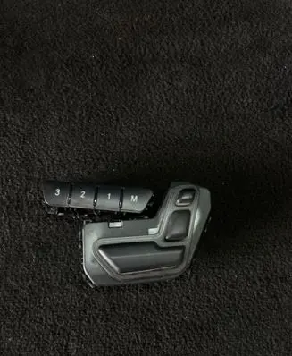 Mercedes-Benz CLS C218 X218 Seat control switch A2129069700 10025894 31101209