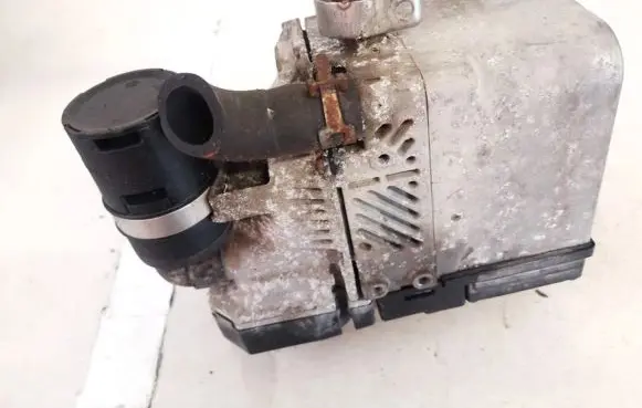 Mazda 6 Auxiliary pre-heater (Webasto) e1031232
