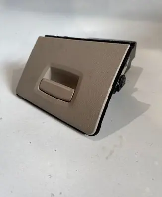 BMW 5 F10 F11 Glove box 9166696 112420