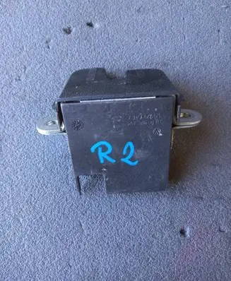 Volkswagen Caddy Tailgate lock latch 2K5827505E