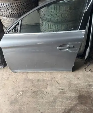 Volvo XC60 Front door