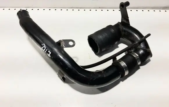 Toyota Corolla Verso E121 Intercooler hose/pipe