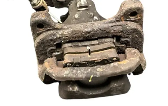 Opel Astra K Rear brake caliper 39021738